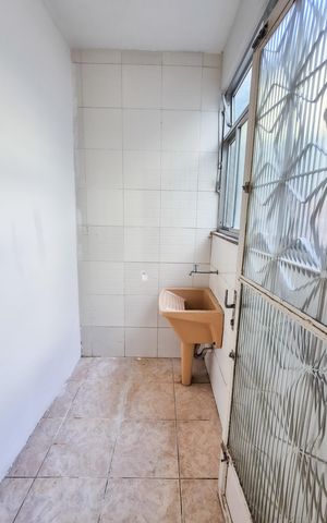 Casa à venda com 70m², 2 quartos e 1 vagaÁrea de Serviço