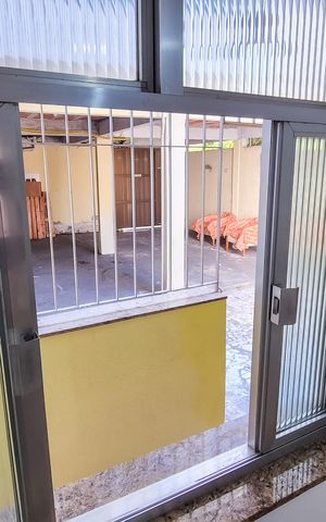 Casa à venda com 70m², 2 quartos e 1 vagaSala