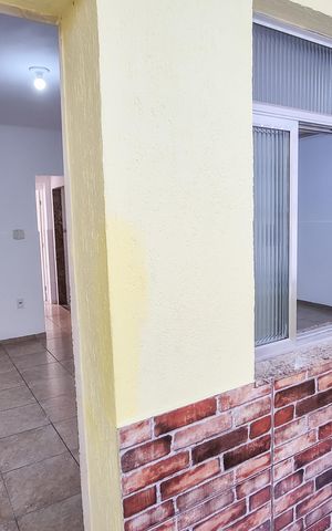 Casa à venda com 70m², 2 quartos e 1 vagaVaranda