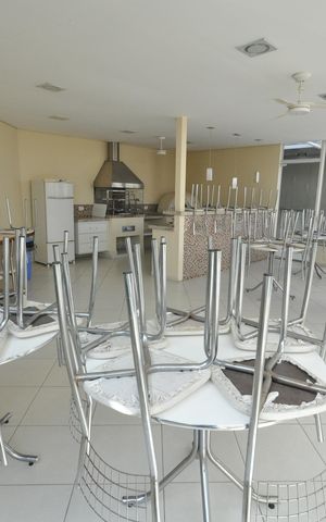Apartamento à venda com 230m², 4 quartos e 4 vagasÁrea comum - Churrasqueira
