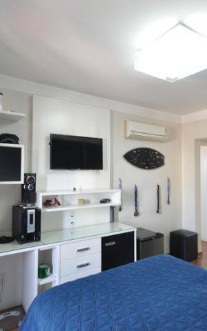 Apartamento à venda com 230m², 4 quartos e 4 vagasSuíte 3