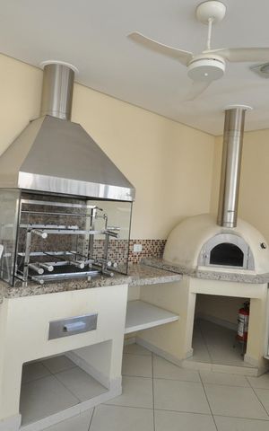 Apartamento à venda com 230m², 4 quartos e 4 vagasÁrea comum - Churrasqueira