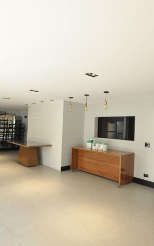 Apartamento à venda com 230m², 4 quartos e 4 vagasÁrea comum - Salão de festas