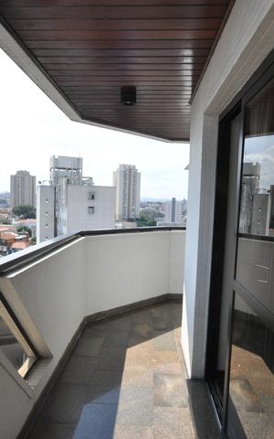 Apartamento à venda com 230m², 4 quartos e 4 vagasSacada da Sala de Jantar