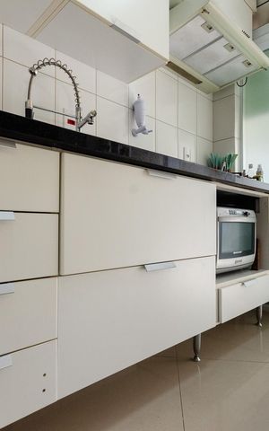 Apartamento à venda com 65m², 2 quartos e 2 vagas Apartamento à venda com 65m², 2 quartos e 2 vagasCozinha