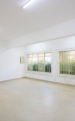 Casa para alugar com 360m², 3 quartos e 6 vagasSala