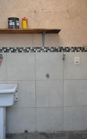 Casa para alugar com 50m², 2 quartos e sem vagaÁrea de Serviço