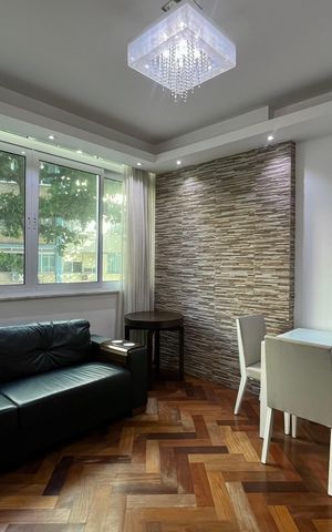 Apartamento à venda com 73m², 2 quartos e 1 vaga Apartamento à venda com 73m², 2 quartos e 1 vagaSala