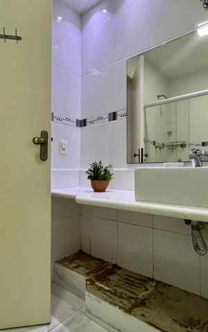 Apartamento à venda com 73m², 2 quartos e 1 vaga Apartamento à venda com 73m², 2 quartos e 1 vagaBanheiro 2