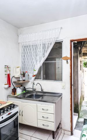 Casa à venda com 75m², 2 quartos e sem vagaCozinha