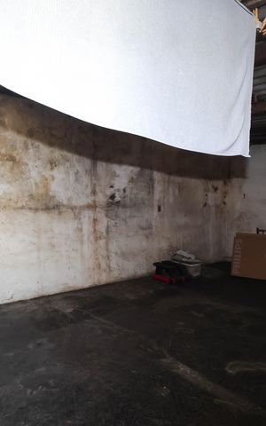 Casa à venda com 75m², 2 quartos e sem vagaQuintal