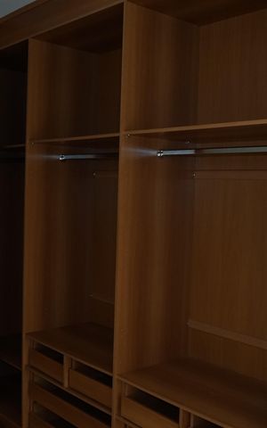 Casa à venda com 350m², 3 quartos e 3 vagasCloset da suíte