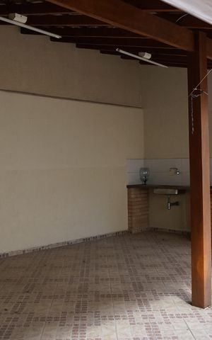 Casa à venda com 350m², 3 quartos e 3 vagasChurrasqueira quintal
