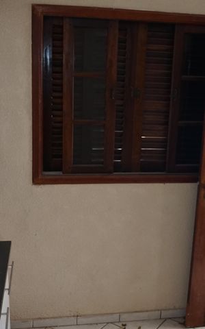 Casa à venda com 350m², 3 quartos e 3 vagasQuarto empregada