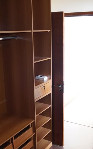 Casa à venda com 350m², 3 quartos e 3 vagasCloset da suíte
