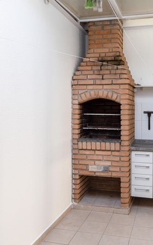 Casa de condomínio à venda com 113m², 3 quartos e 2 vagasÁrea de Serviço e gourmet