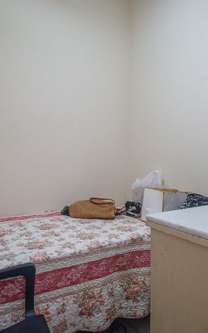 Apartamento à venda com 75m², 2 quartos e sem vaga Apartamento à venda com 75m², 2 quartos e sem vagaQuarto de Serviço