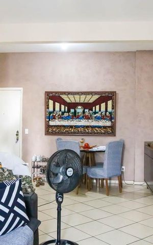 Apartamento à venda com 90m², 2 quartos e 1 vaga Apartamento à venda com 90m², 2 quartos e 1 vagaSala