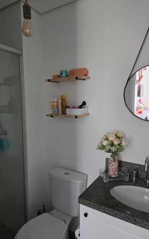 Apartamento à venda com 60m², 2 quartos e 1 vaga Apartamento à venda com 60m², 2 quartos e 1 vagaBanheiro