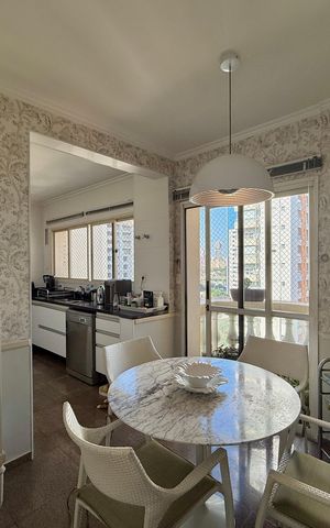 Apartamento à venda com 320m², 4 quartos e 4 vagasCozinha 