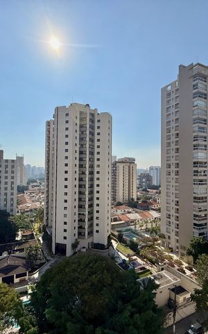 Apartamento à venda com 320m², 4 quartos e 4 vagasVista 