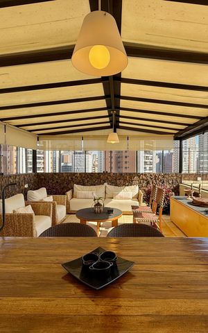 Apartamento à venda com 320m², 4 quartos e 4 vagasTerraço