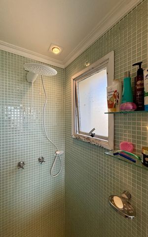 Apartamento à venda com 320m², 4 quartos e 4 vagasBanheiro Suíte 