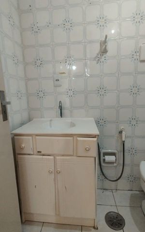Apartamento para alugar com 44m², 1 quarto e sem vaga Apartamento para alugar com 44m², 1 quarto e sem vagaBanheiro