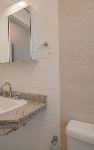 Apartamento para alugar com 206m², 4 quartos e 3 vagasBanheiro da Suíte 4