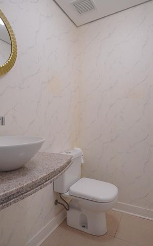 Apartamento para alugar com 206m², 4 quartos e 3 vagasLavabo