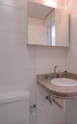 Apartamento para alugar com 206m², 4 quartos e 3 vagasBanheiro da Suíte 2