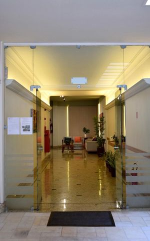 Apartamento à venda com 61m², 2 quartos e sem vagaEntrada do edifício