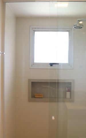Apartamento à venda com 104m², 2 quartos e 2 vagasBanheiro 1
