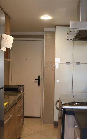 Apartamento à venda com 104m², 2 quartos e 2 vagasCozinha