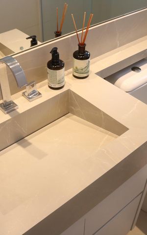 Apartamento à venda com 104m², 2 quartos e 2 vagasBanheiro 2