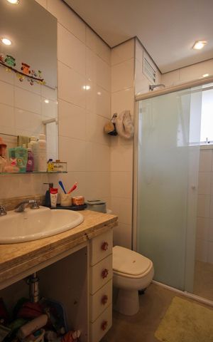 Apartamento à venda com 193m², 3 quartos e 4 vagasBanheiro da Suíte 3