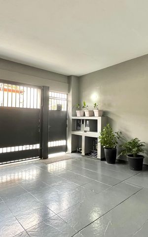 Casa à venda com 156m², 3 quartos e 2 vagasGaragem