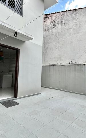 Casa à venda com 156m², 3 quartos e 2 vagasQuintal