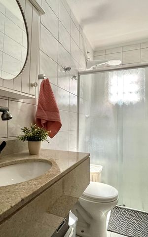 Casa à venda com 156m², 3 quartos e 2 vagasBanheiro Corredor