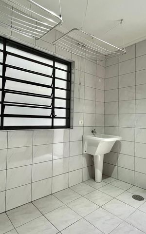 Casa à venda com 156m², 3 quartos e 2 vagasÁrea de Serviço