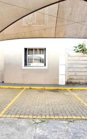 Apartamento à venda com 64m², 3 quartos e 1 vaga Apartamento à venda com 64m², 3 quartos e 1 vagaGaragem Coberta