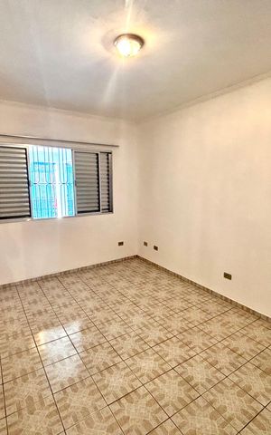 Casa à venda com 240m², 3 quartos e 1 vaga Casa à venda com 240m², 3 quartos e 1 vagaQuarto 1