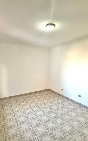 Casa à venda com 240m², 3 quartos e 1 vaga Casa à venda com 240m², 3 quartos e 1 vagaQuarto 3