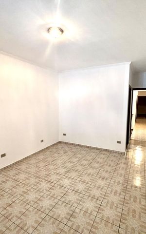 Casa à venda com 240m², 3 quartos e 1 vaga Casa à venda com 240m², 3 quartos e 1 vagaQuarto 1