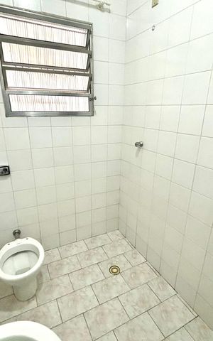 Casa à venda com 240m², 3 quartos e 1 vaga Casa à venda com 240m², 3 quartos e 1 vagaBanheiro 1