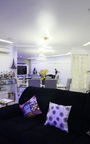 Apartamento à venda com 70m², 2 quartos e 1 vagaSala