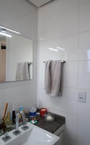 Apartamento à venda com 58m², 2 quartos e 2 vagasBanheiro