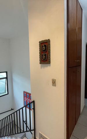 Casa de condomínio para alugar com 200m², 4 quartos e 2 vagas Casa de condomínio para alugar com 200m², 4 quartos e 2 vagasCorredor