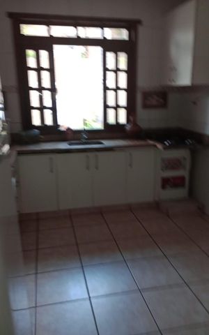Casa de condomínio à venda com 180m², 3 quartos e 2 vagas