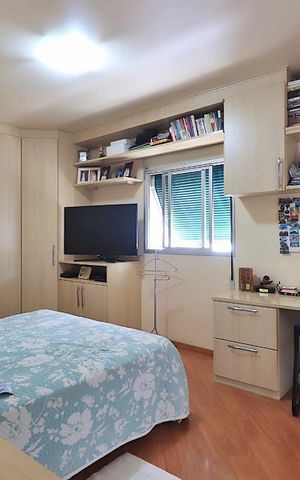 Apartamento à venda com 135m², 3 quartos e 2 vagas